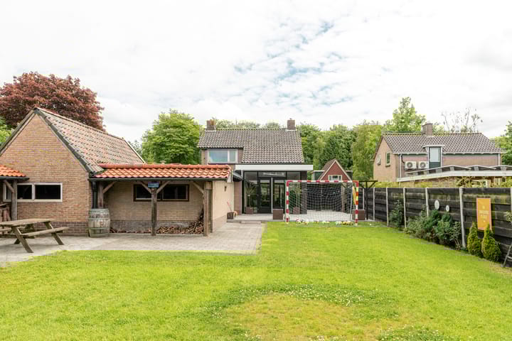 Foto 18 van Buorren 69