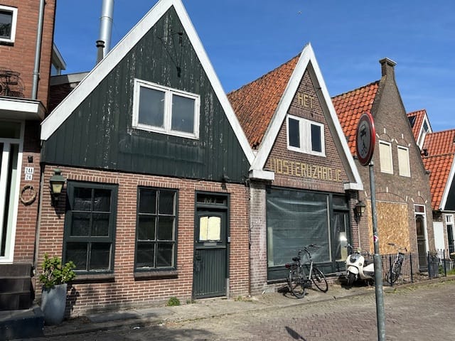 Bekijk foto 1 van Meerzijde 23