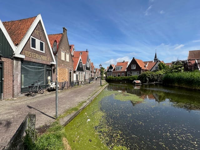 Bekijk foto 2 van Meerzijde 23