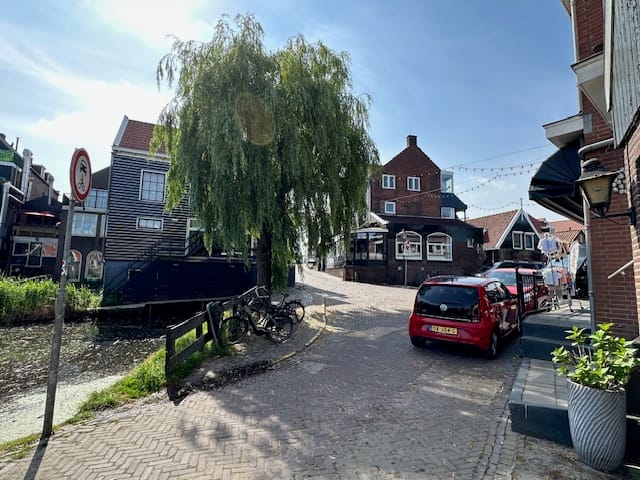 Bekijk foto 3 van Meerzijde 23