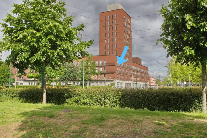 Photo 1 of Vuursteen 27