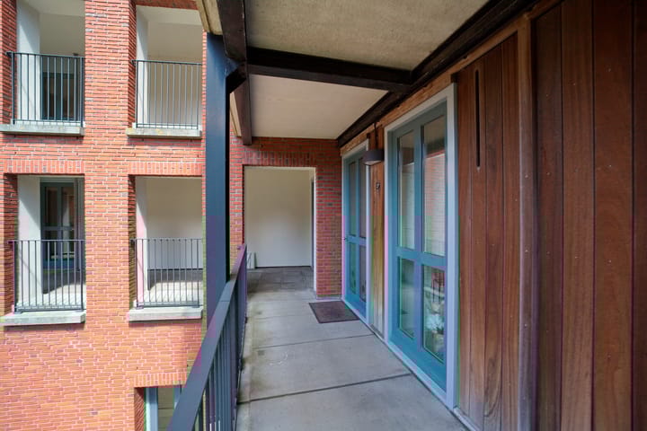 Photo 8 of Vuursteen 27