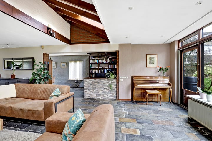 Foto 8 van Anna van Hensbeeksingel 142