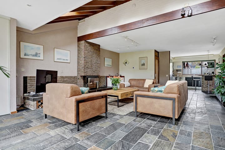 Foto 10 van Anna van Hensbeeksingel 142