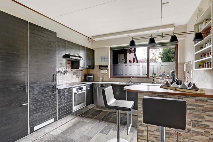 Foto 15 van Anna van Hensbeeksingel 142