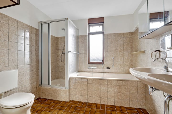 Foto 24 van Anna van Hensbeeksingel 142