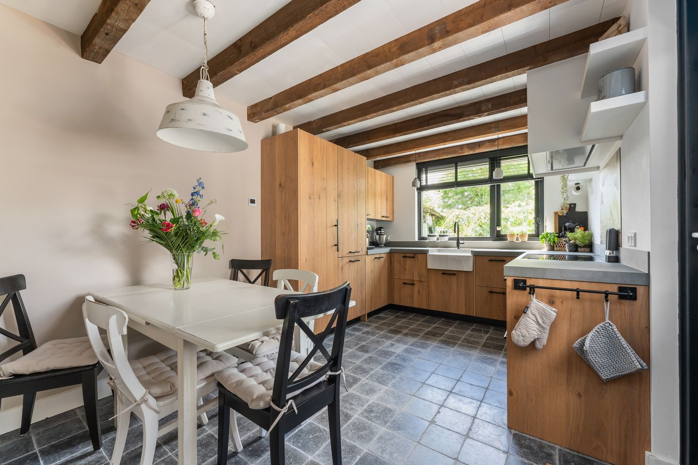 Foto 20 van W.B. van der Veldenstraat 24