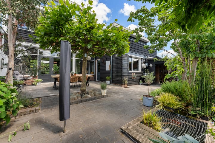 Foto 71 van W.B. van der Veldenstraat 24