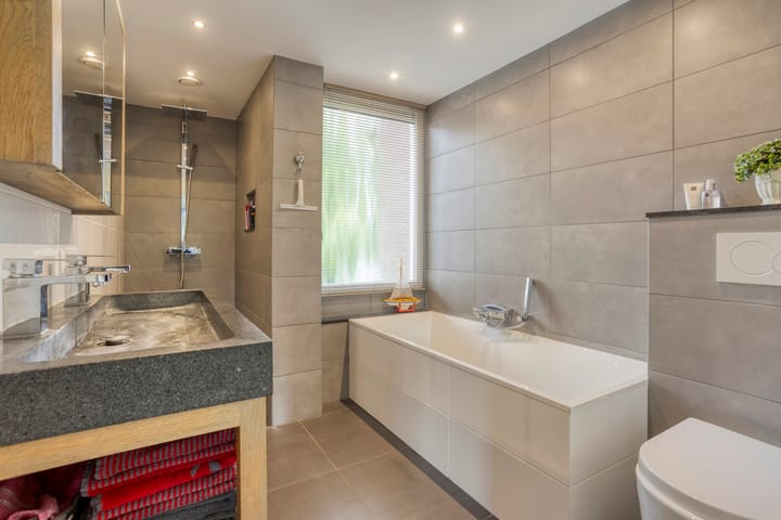 Foto 17 van Opaalweg 36