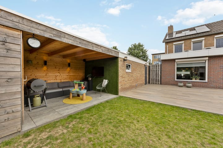 Foto 30 van Schout Roffaertstraat 23