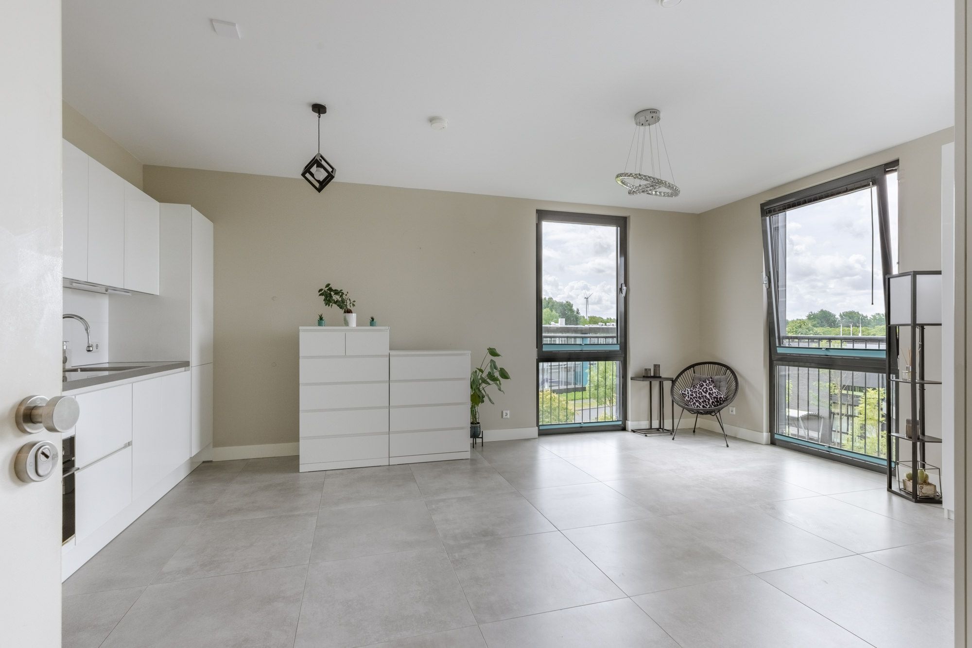 Photo 9 of Guamstraat 4-F