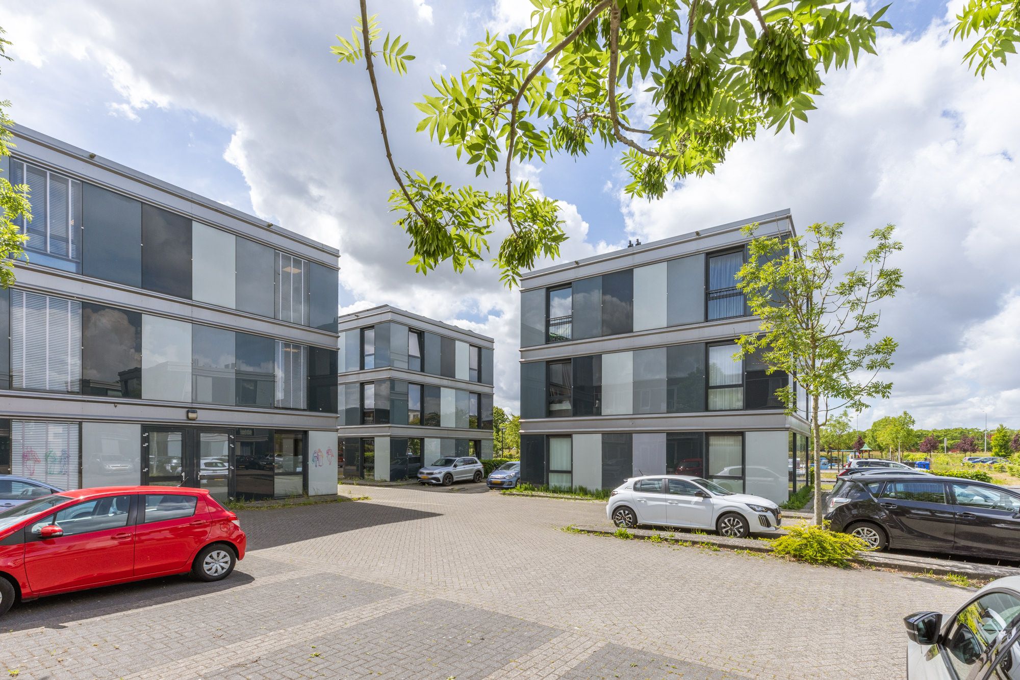 Photo 27 of Guamstraat 4-F