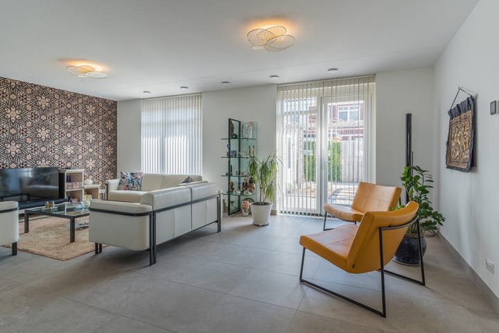 Foto 4 van Wilhelminakanaal Oost 37