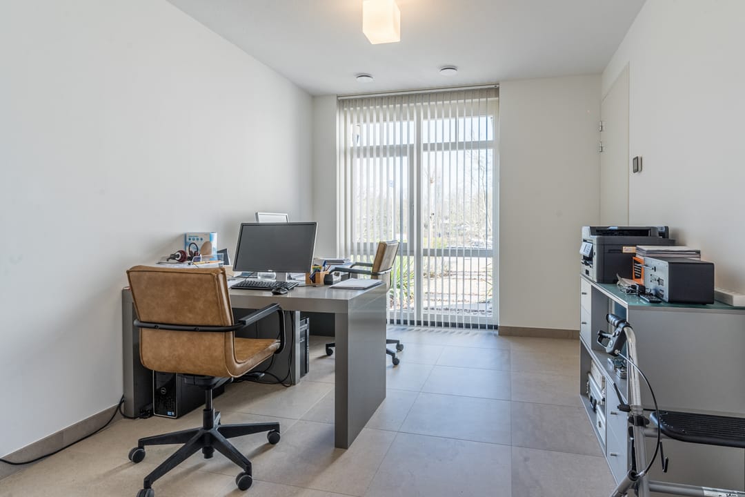 Photo 17 of Wilhelminakanaal Oost 37