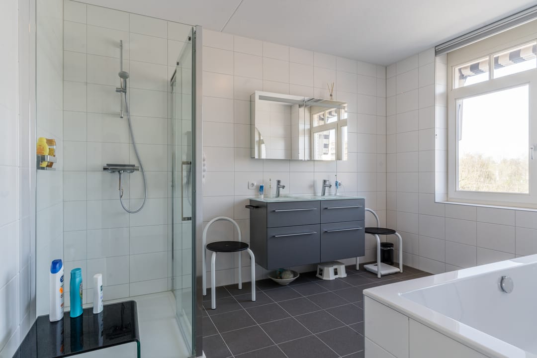 Photo 32 of Wilhelminakanaal Oost 37