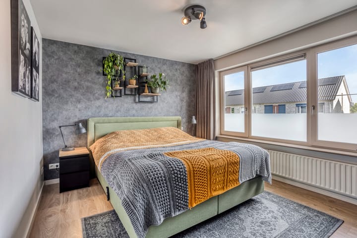 Foto 19 van Floraliastraat 23