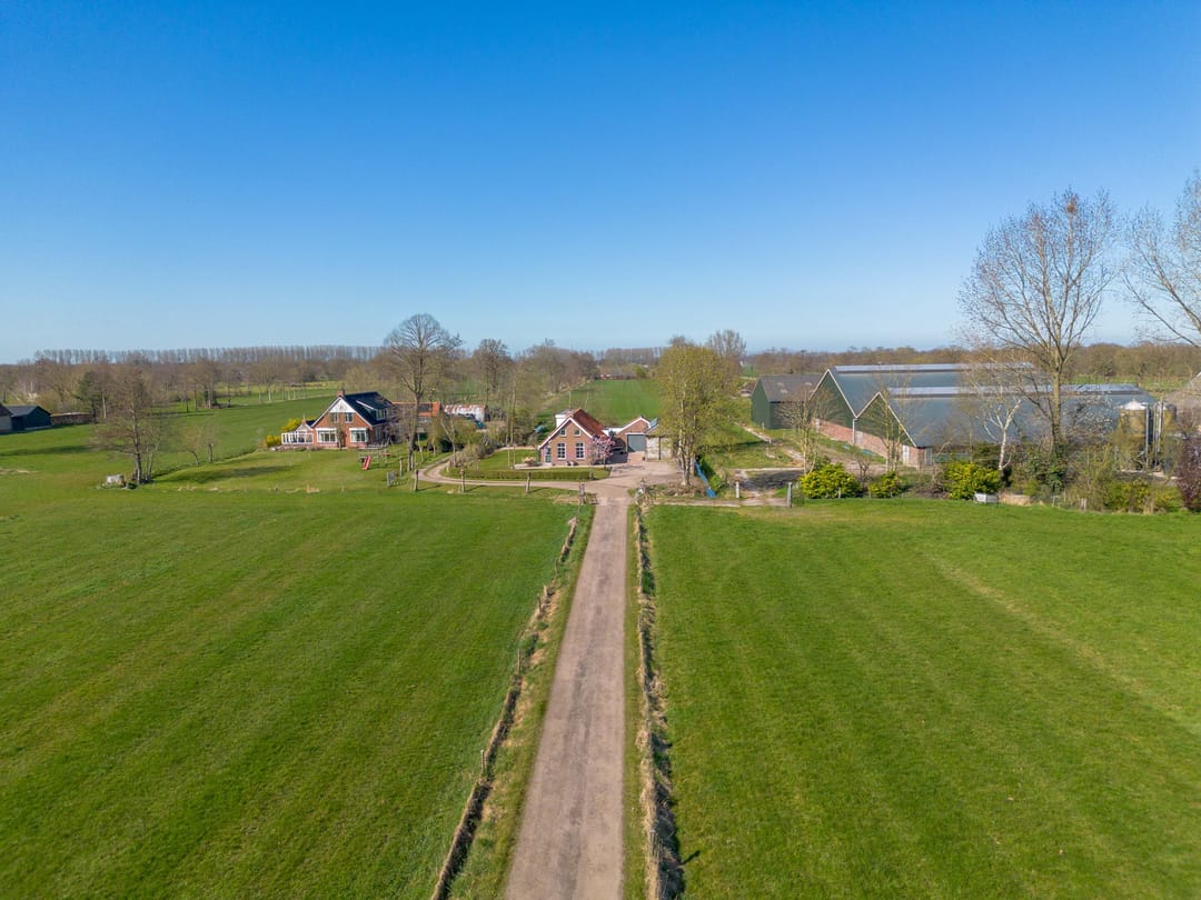 Photo 2 of Molenweg 8