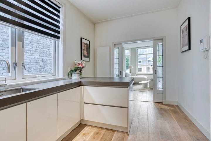 Foto 8 van Kennemerstraatweg 89-A