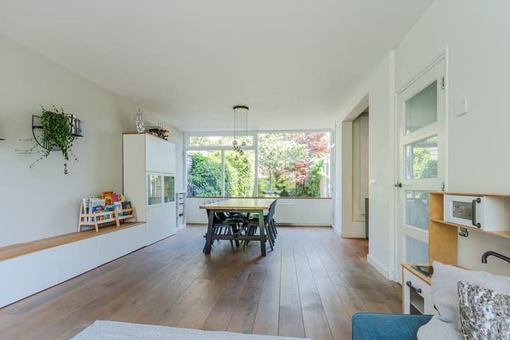 Foto 11 van Admiraal de Ruyterlaan 15