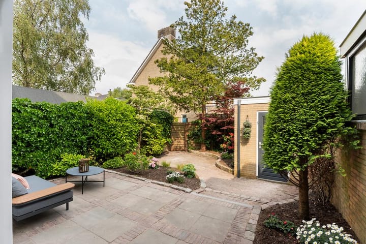 Foto 15 van Admiraal de Ruyterlaan 15