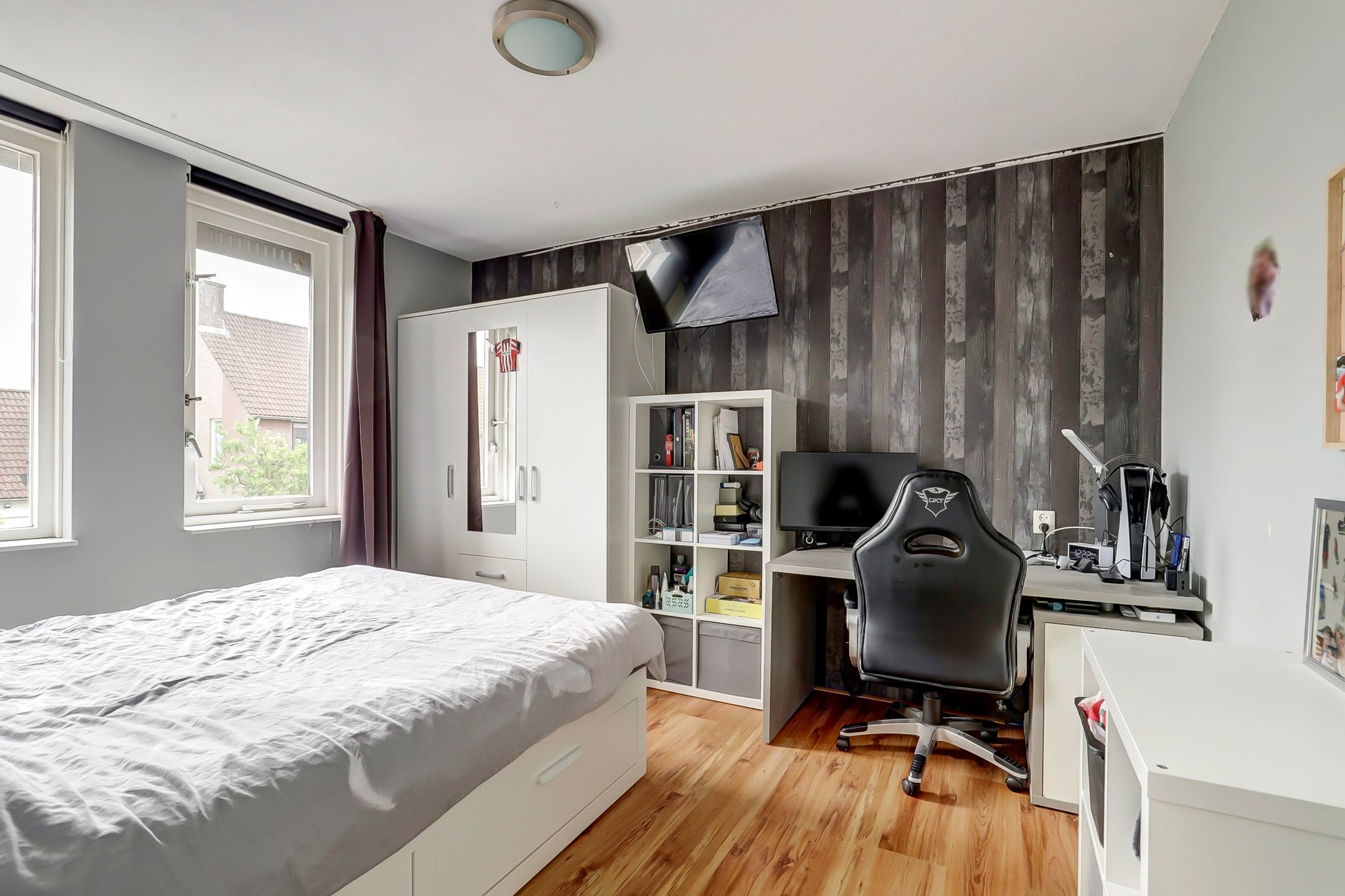 Photo 24 of IJsvogellaan 7