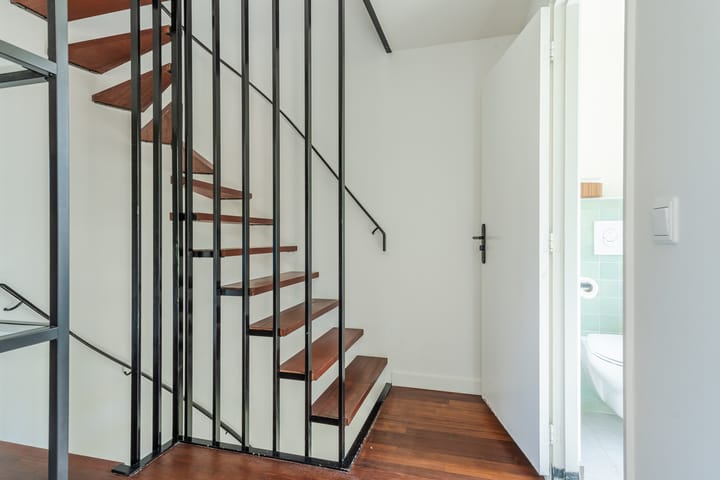 Foto 31 van Admiraal de Ruyterlaan 15