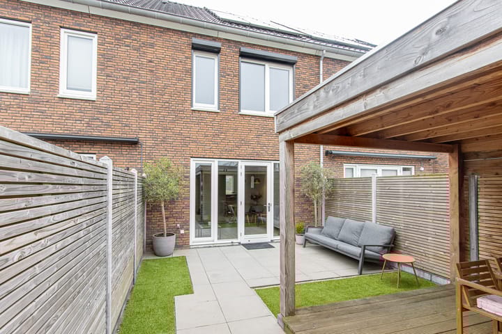 Foto 6 van Jip en Jannekelaan 56