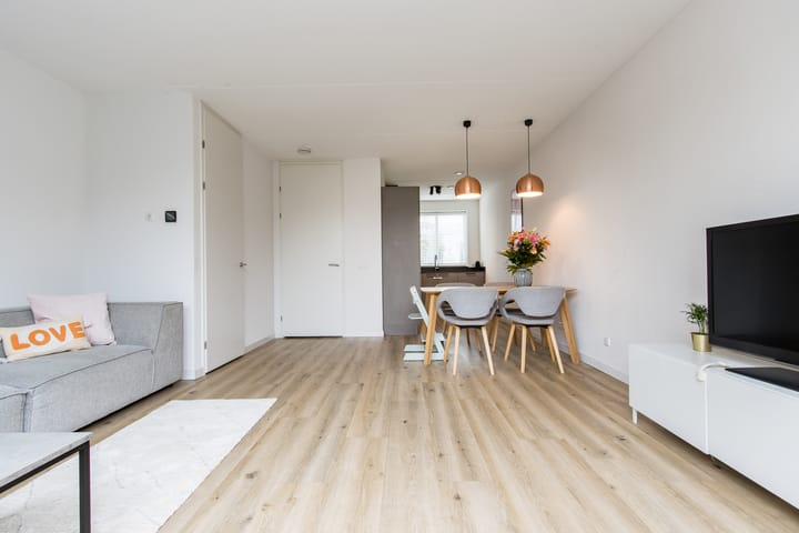 Foto 15 van Jip en Jannekelaan 56