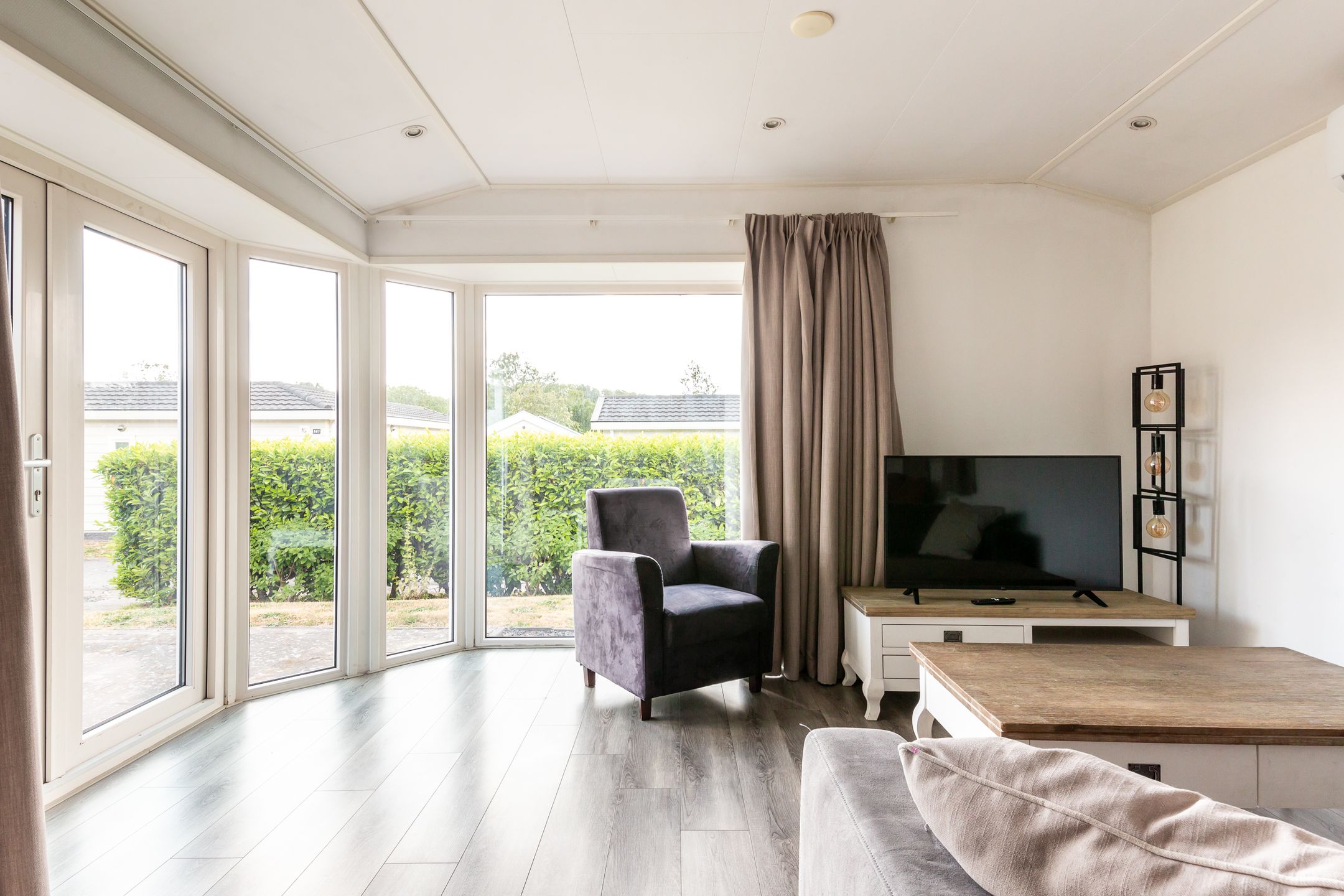 Foto 3 van Zuiderweg 2-R109