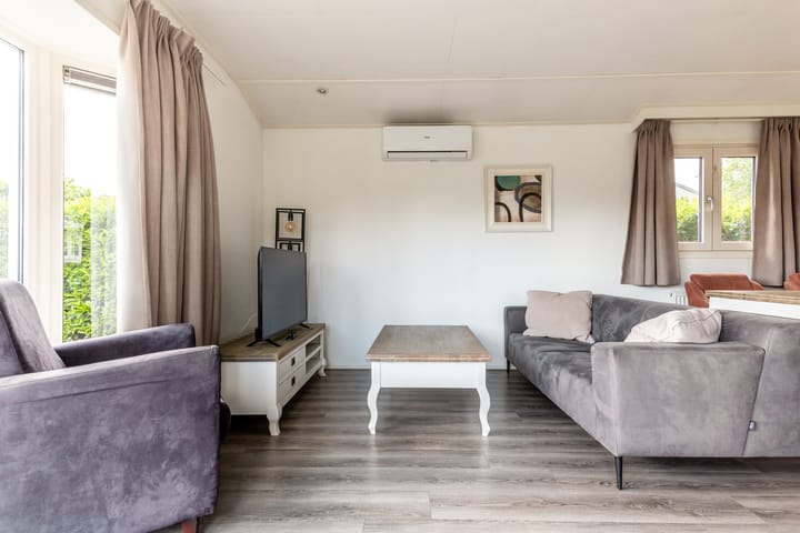 Photo 5 of Zuiderweg 2-R109