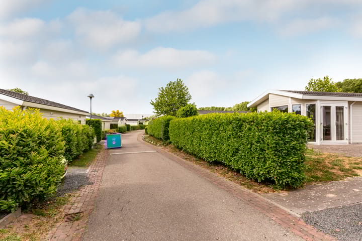 Photo 21 of Zuiderweg 2-R109