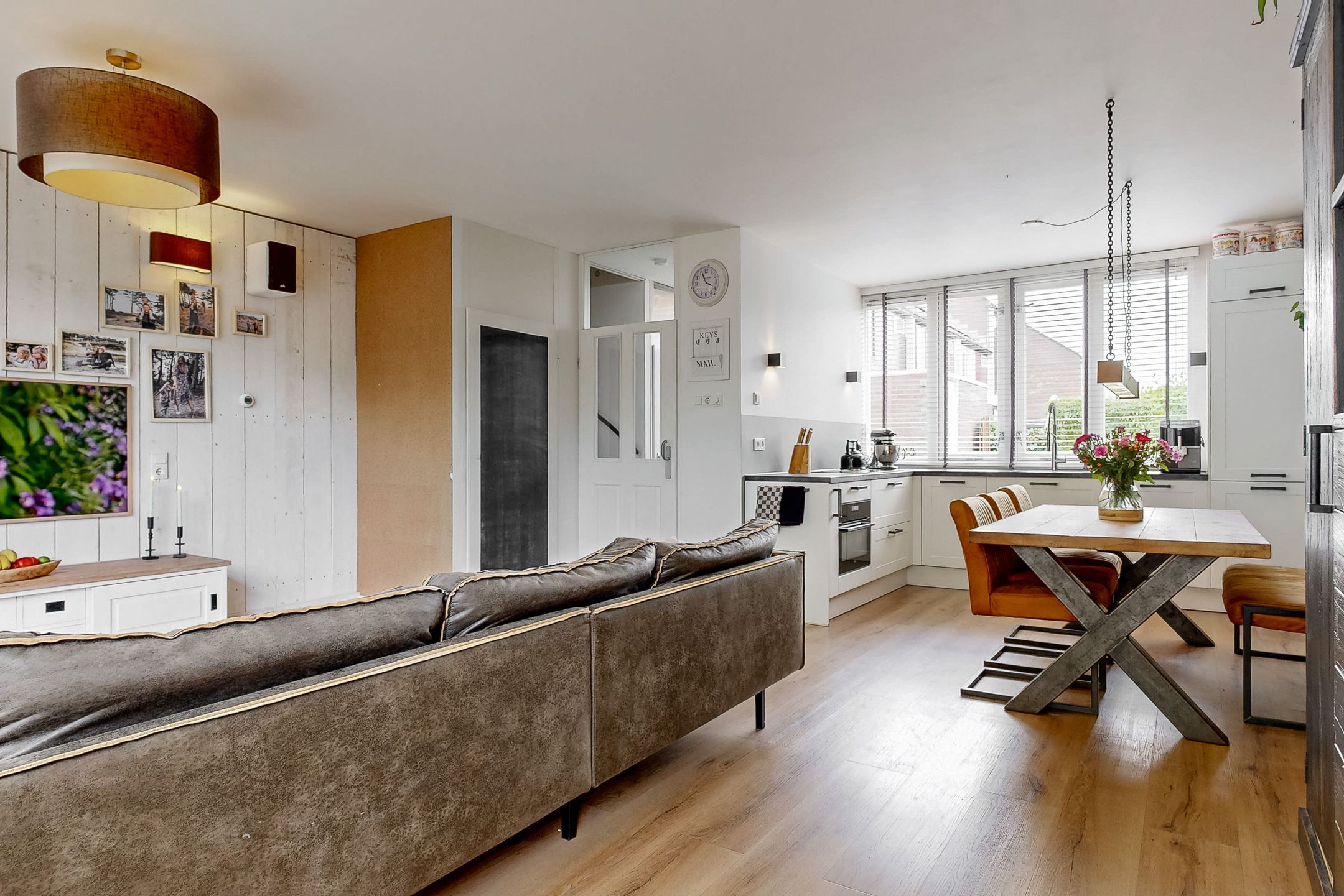 Foto 12 van Karos 71