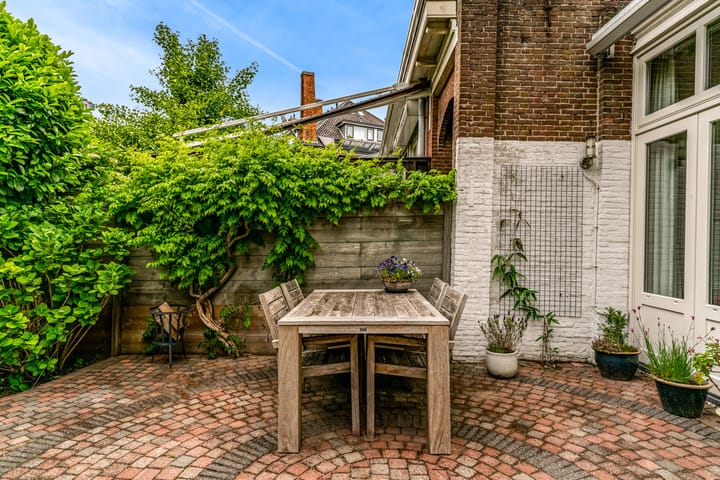 Foto 44 van Rijnsburgerweg 60