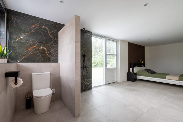 Foto 21 van Lage Esweg 73