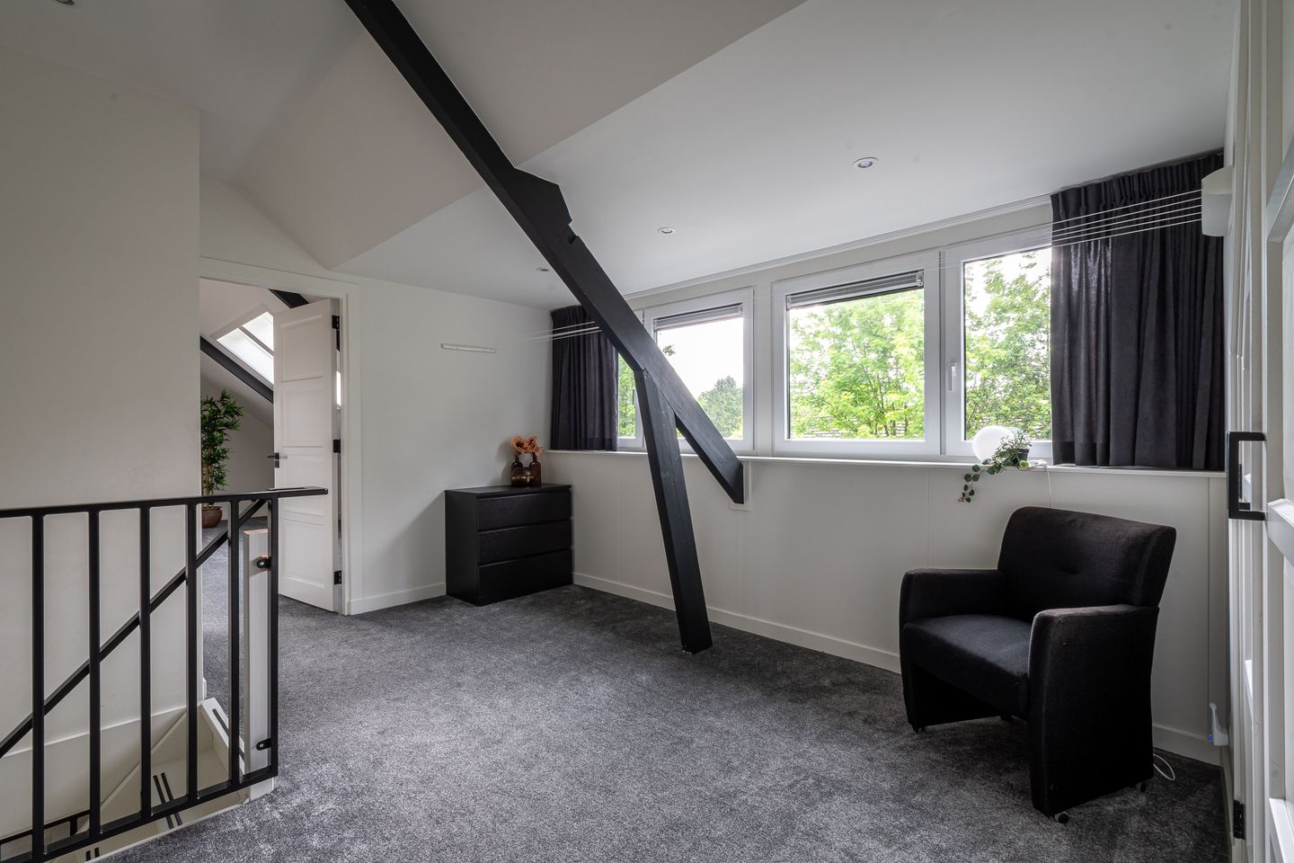 Foto 35 van Lage Esweg 73