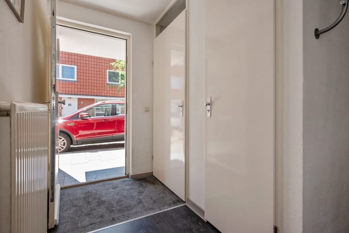 Foto 10 van Theresiastraat 9