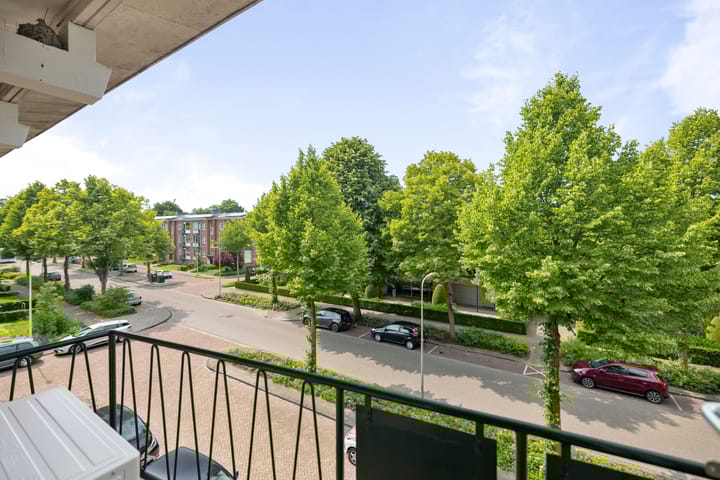 Foto 8 van Joost van den Vondellaan 55