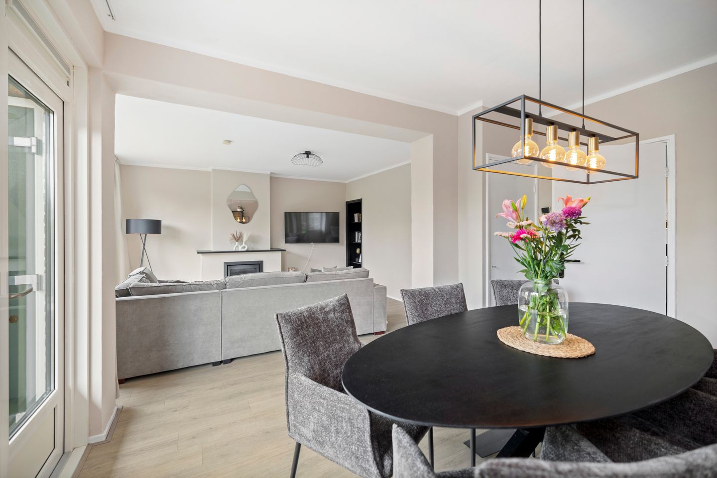 Foto 10 van Joost van den Vondellaan 55