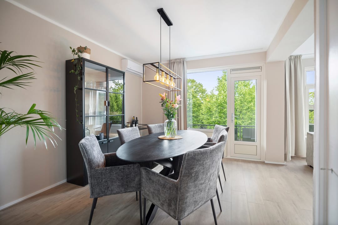 Foto 11 van Joost van den Vondellaan 55