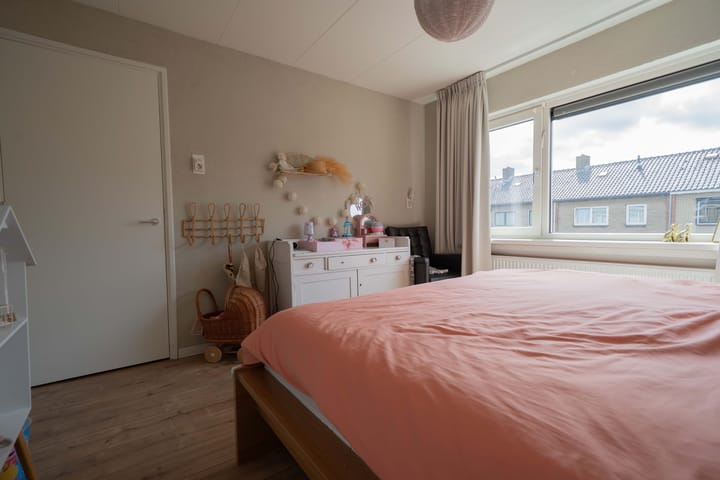 Foto 17 van Pieter de Hooghstraat 9