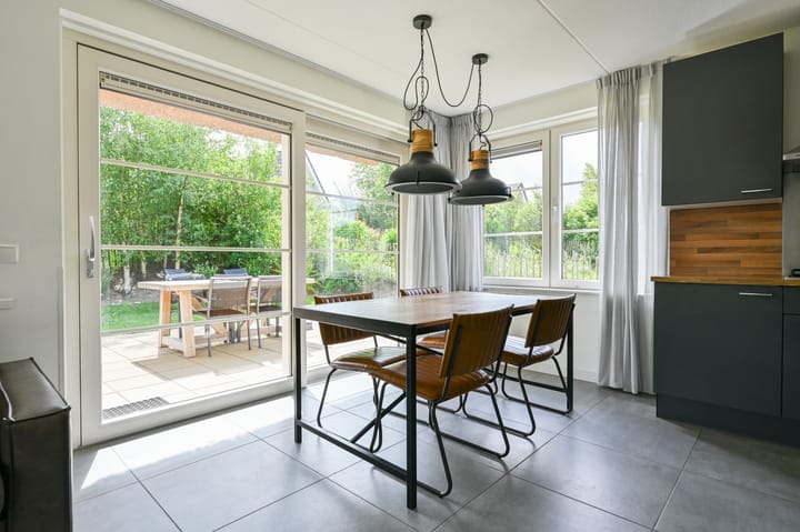 Foto 2 van Zeedijk 24-125