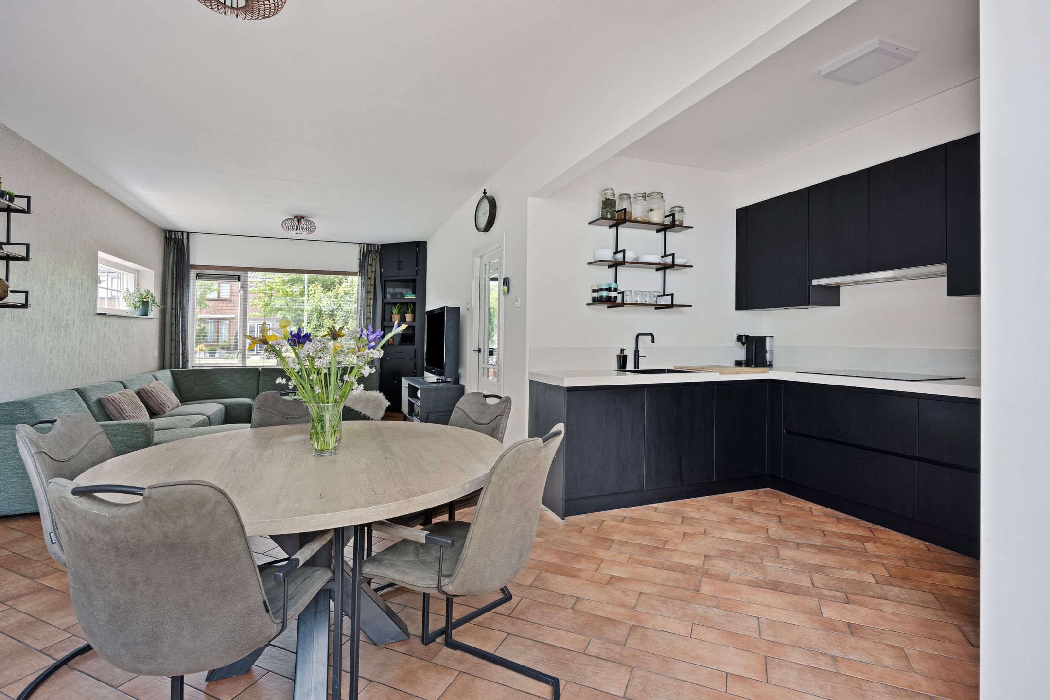 Foto 15 van Graaf Willemstraat 86