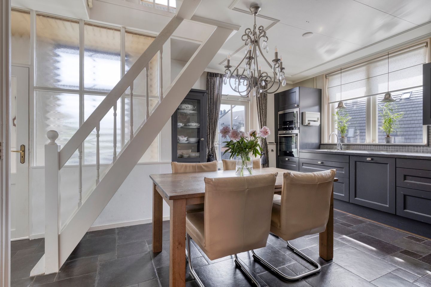 Foto 10 van Heereweg 7