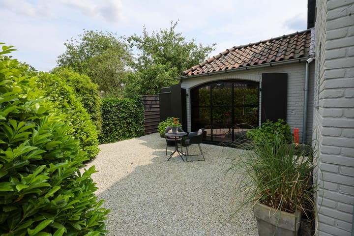 Foto 2 van Angerechtsweg 8-A