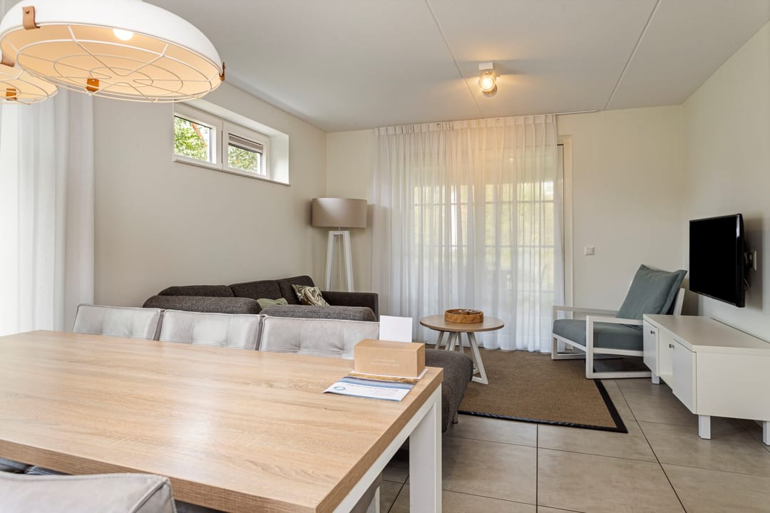 Foto 7 van Zeedijk 24-175