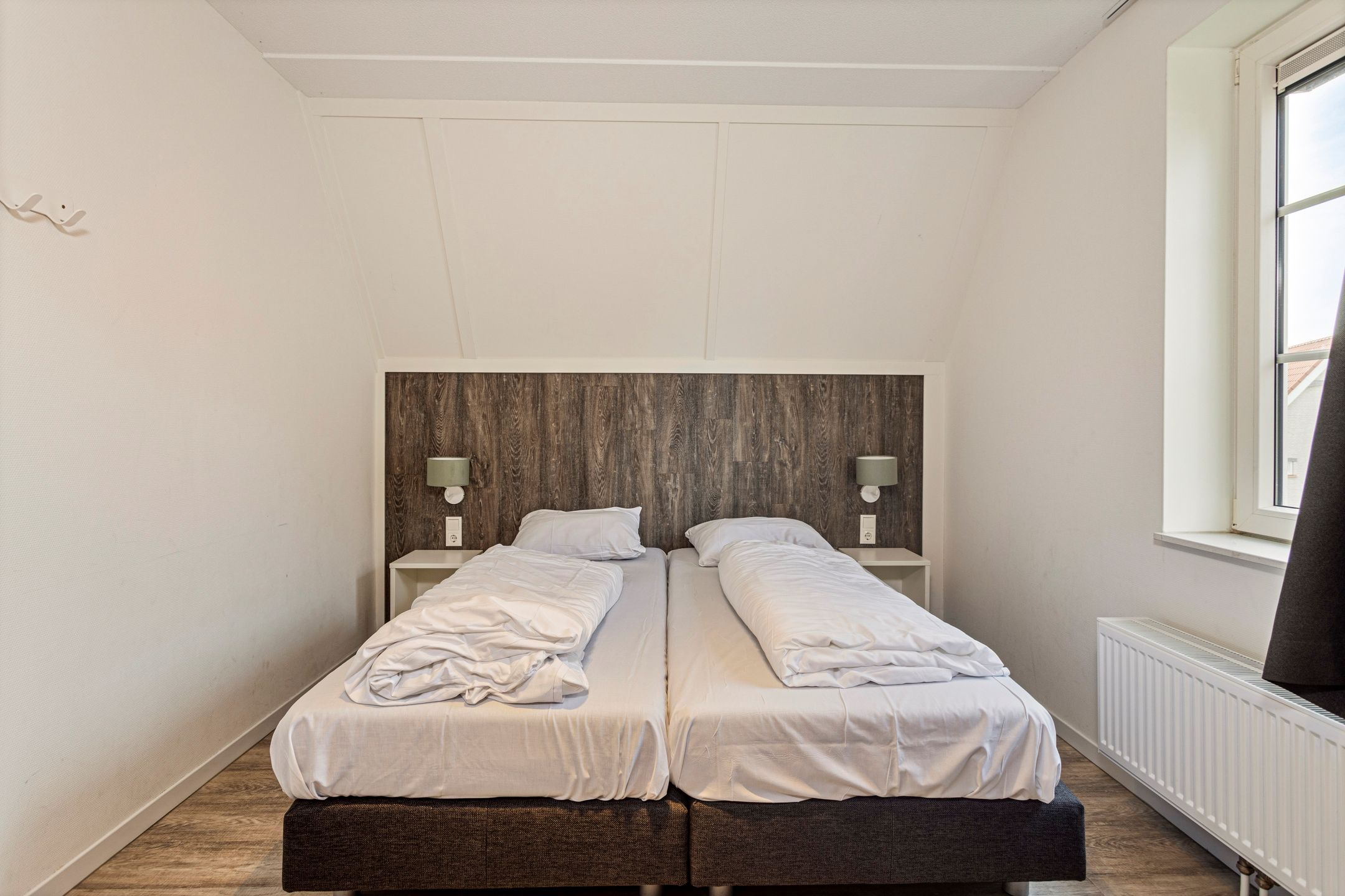 Foto 12 van Zeedijk 24-175