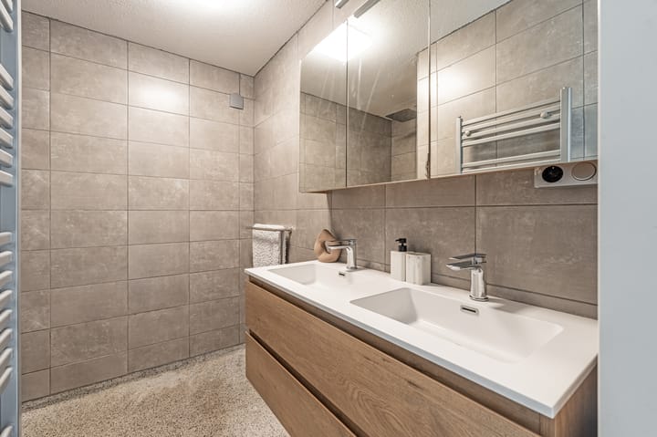 Foto 14 van Anielewiczsingel 33