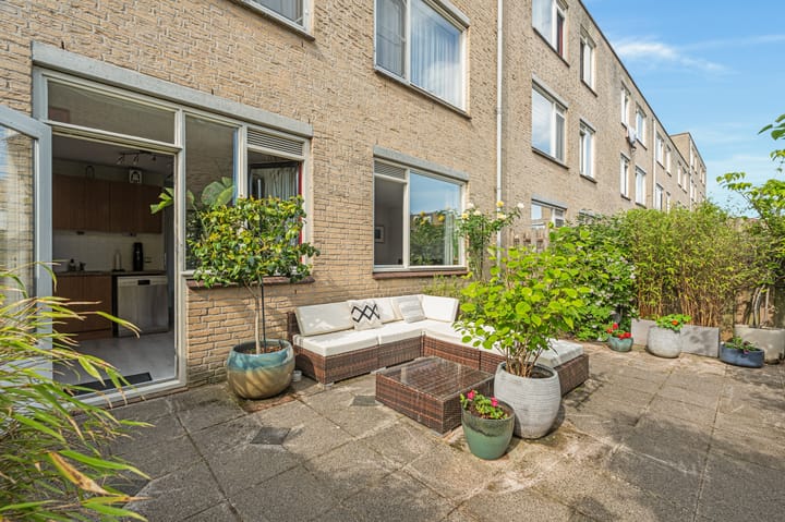 Foto 32 van Anielewiczsingel 33