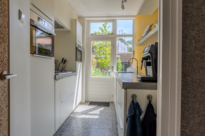 Foto 4 van van Beijerenstraat 6