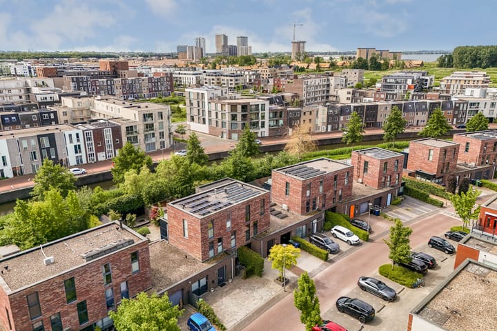 Foto 42 van Roald Amundsenstraat 27